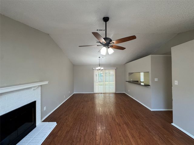 3808 Staghorn Circle S, Fort Worth, TX 76137