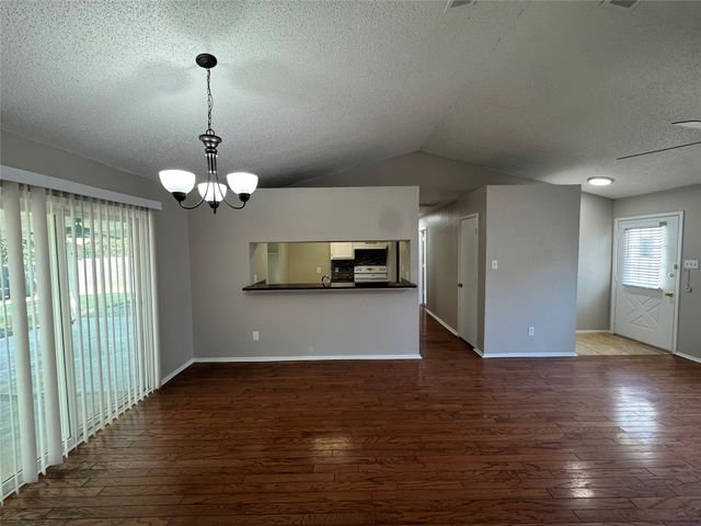 3808 Staghorn Circle S, Fort Worth, TX 76137