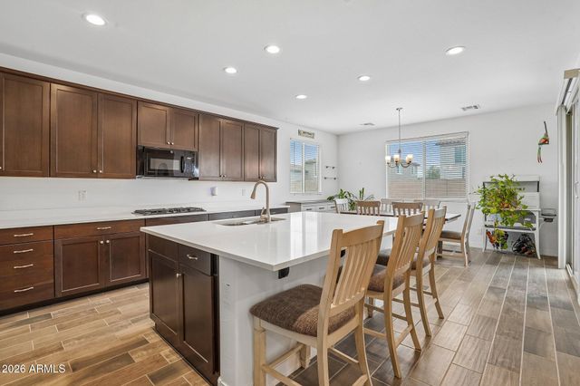 19045 W MERCER Lane, Surprise, AZ 85388