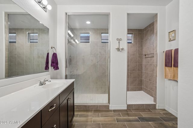 19045 W MERCER Lane, Surprise, AZ 85388