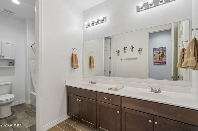 19045 W MERCER Lane, Surprise, AZ 85388