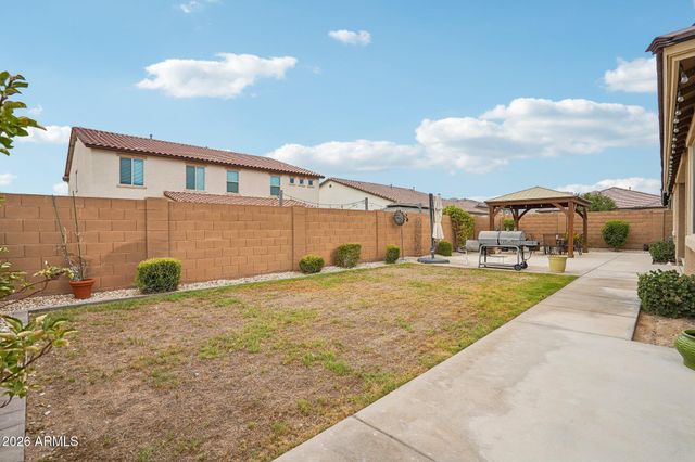 19045 W MERCER Lane, Surprise, AZ 85388