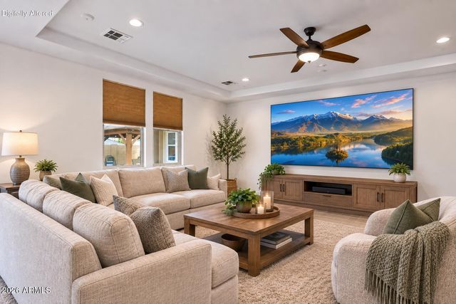 19045 W MERCER Lane, Surprise, AZ 85388