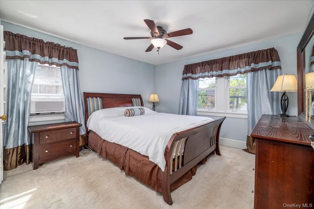 43 Nassau Boulevard, Malverne, NY 11565