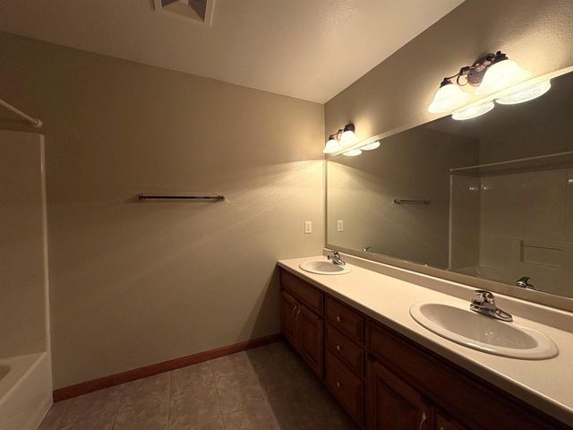 3186 LIBERTY BELL ROAD, Green Bay, WI 54313