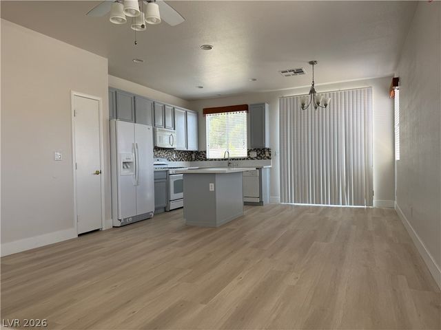 5732 Indian Springs Street, North Las Vegas, NV 89031
