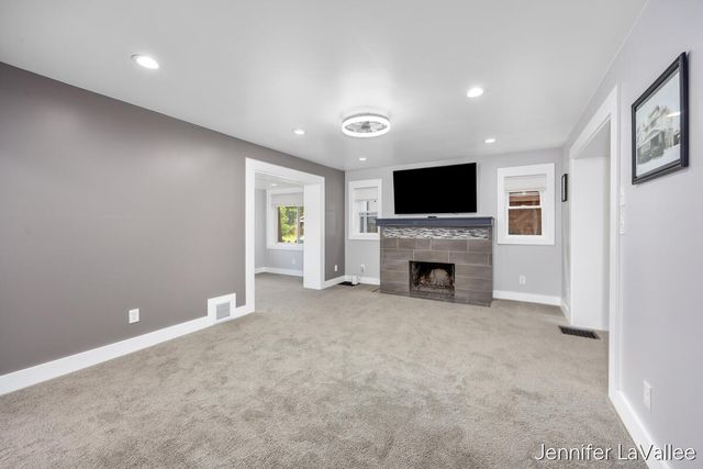 1059 Martin Luther King Junior Street, Grand Rapids, MI 49507