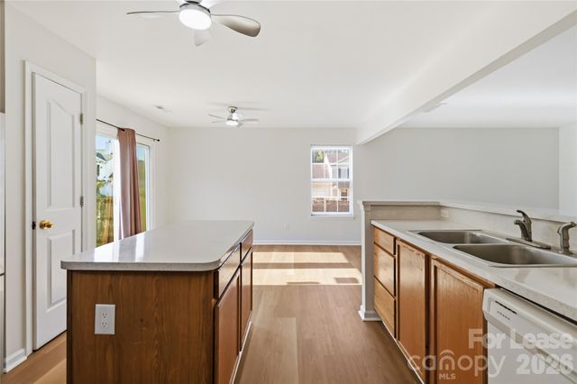 1428 Nature Place, Charlotte, NC 28214