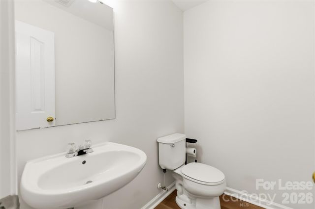 1428 Nature Place, Charlotte, NC 28214