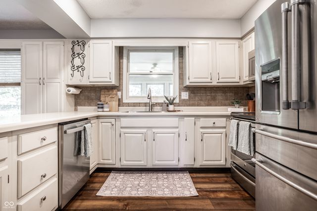 8030 Warbler Way, Indianapolis, IN 46256