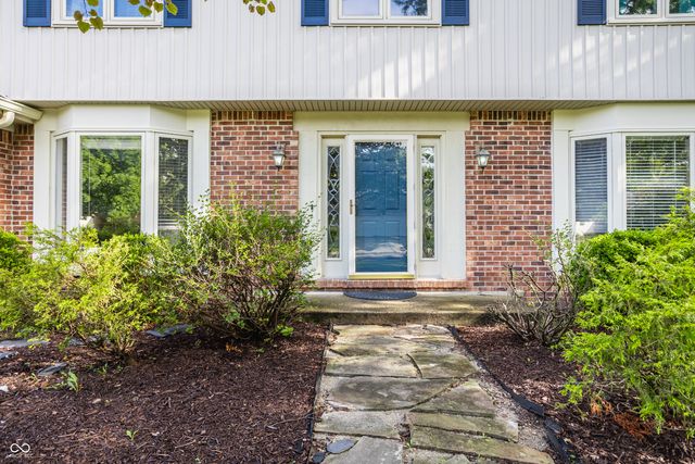 8030 Warbler Way, Indianapolis, IN 46256