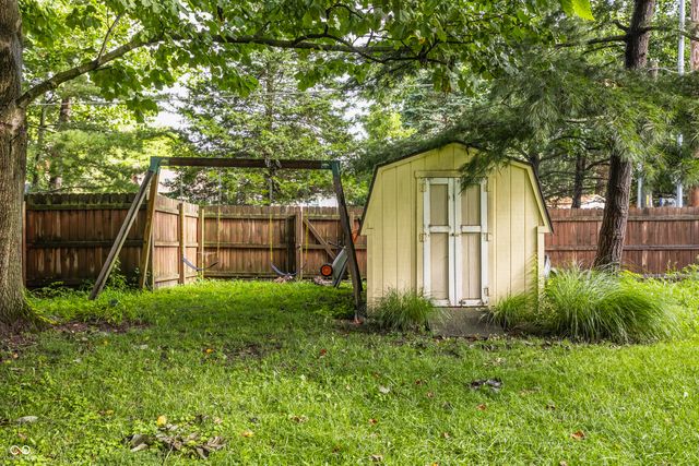 8030 Warbler Way, Indianapolis, IN 46256