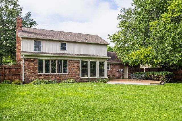 8030 Warbler Way, Indianapolis, IN 46256