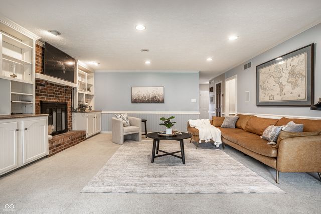 8030 Warbler Way, Indianapolis, IN 46256