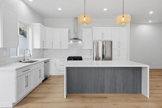 53145 Avenida Martinez, La Quinta, CA 92253