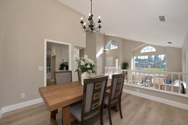 9304 Whittemore Dr, Elk Grove, CA 95624