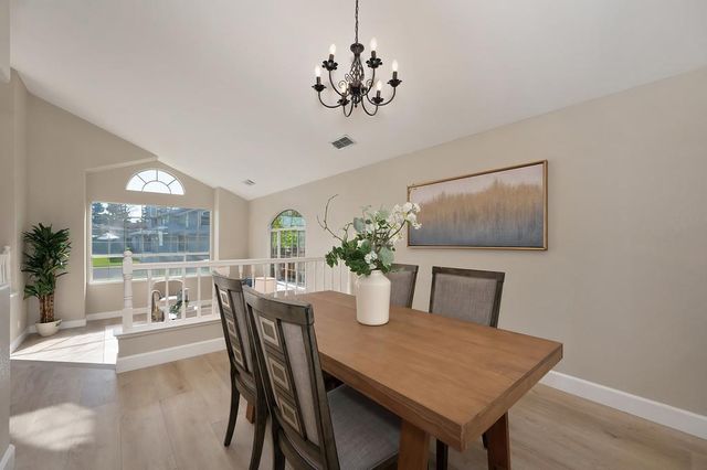 9304 Whittemore Dr, Elk Grove, CA 95624