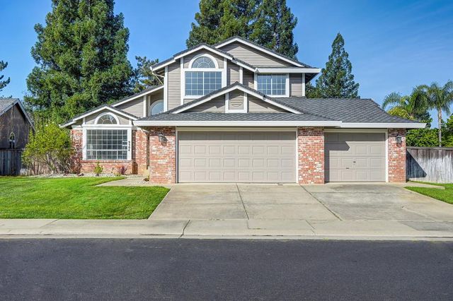 9304 Whittemore Dr, Elk Grove, CA 95624