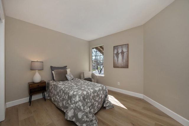 9304 Whittemore Dr, Elk Grove, CA 95624