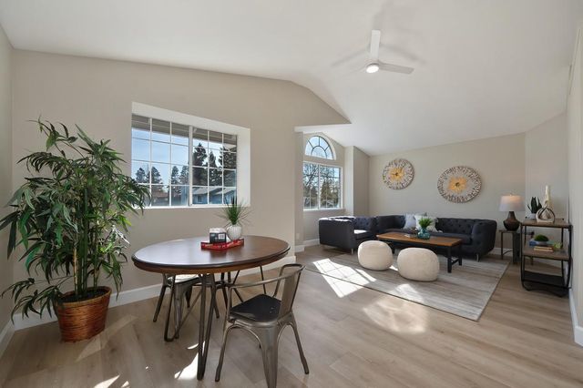 9304 Whittemore Dr, Elk Grove, CA 95624