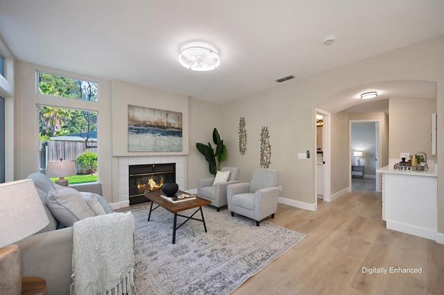 9304 Whittemore Dr, Elk Grove, CA 95624