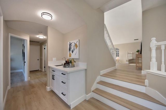 9304 Whittemore Dr, Elk Grove, CA 95624