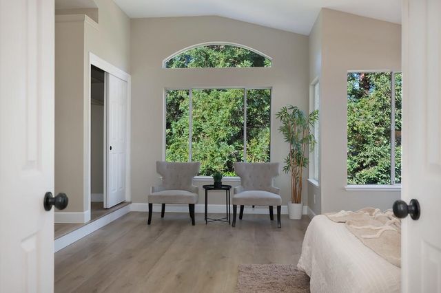 9304 Whittemore Dr, Elk Grove, CA 95624