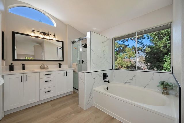 9304 Whittemore Dr, Elk Grove, CA 95624