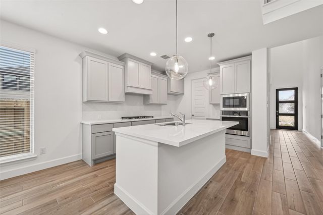 447 Audubons Shearwater Way, Magnolia, TX 77354