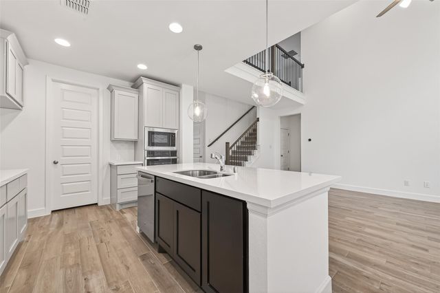 447 Audubons Shearwater Way, Magnolia, TX 77354