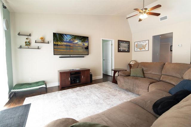 1005 TRANQUIVIEW LANE, Valrico, FL 33594