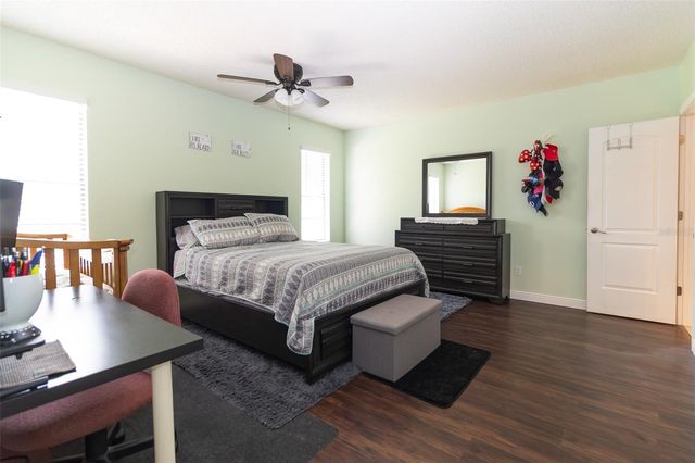 1005 TRANQUIVIEW LANE, Valrico, FL 33594