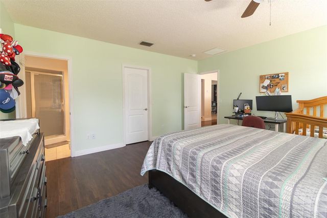1005 TRANQUIVIEW LANE, Valrico, FL 33594