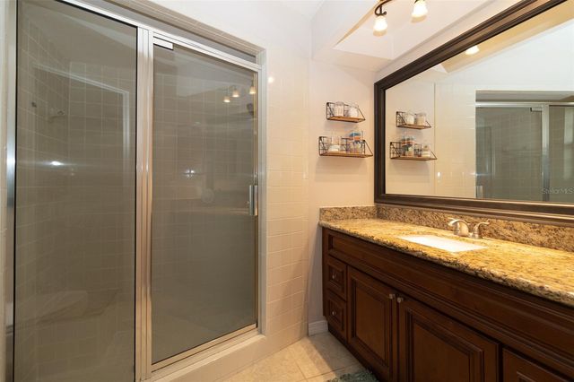 1005 TRANQUIVIEW LANE, Valrico, FL 33594