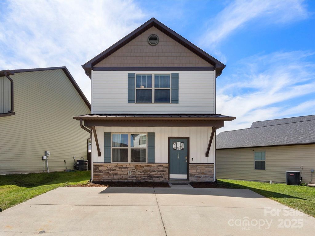 84 Cardwell Lane, Fletcher, NC 28732