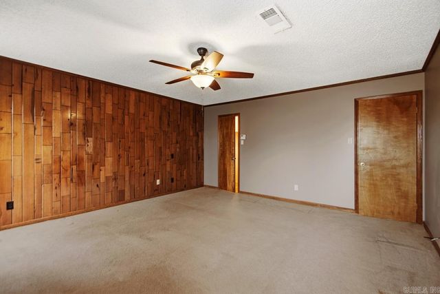 16 Thornhill Drive, Sherwood, AR 72120