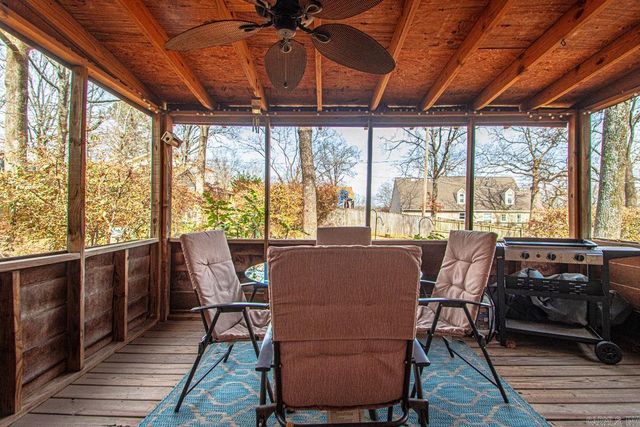 16 Thornhill Drive, Sherwood, AR 72120