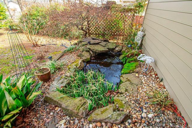 16 Thornhill Drive, Sherwood, AR 72120