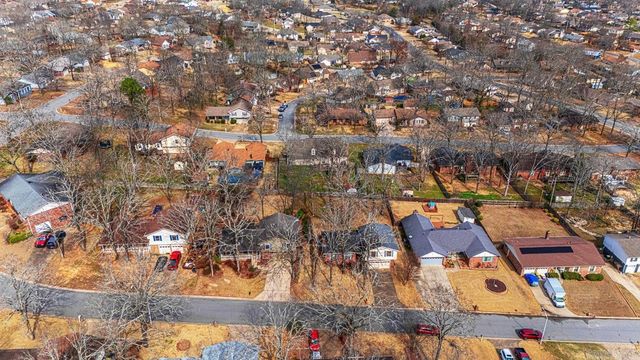 16 Thornhill Drive, Sherwood, AR 72120