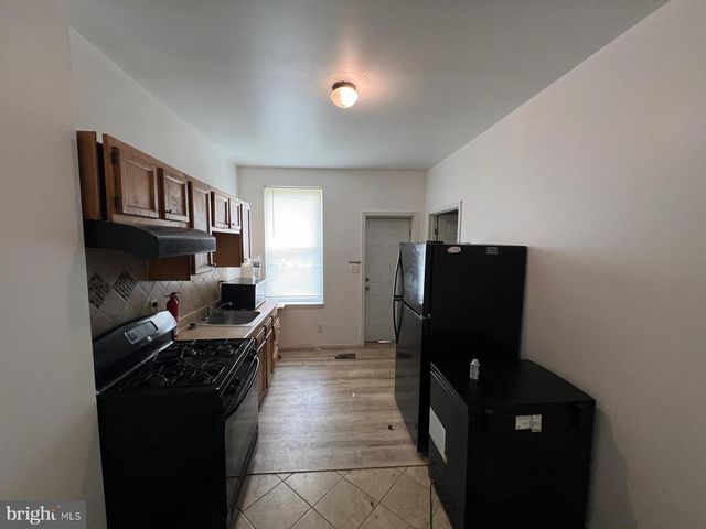 3907 FAIRVIEW AVE, Baltimore, MD 21216