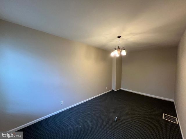 3907 FAIRVIEW AVE, Baltimore, MD 21216