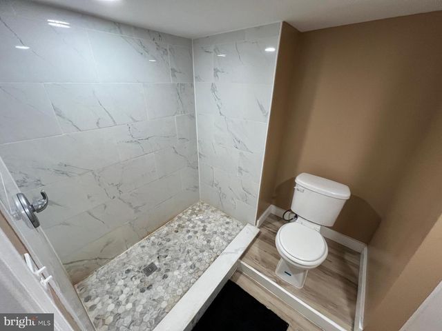 3907 FAIRVIEW AVE, Baltimore, MD 21216