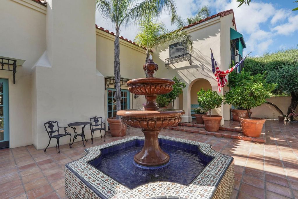 Image 22 of property listing at 115 S Avena Avenue, Lodi, CA 95240