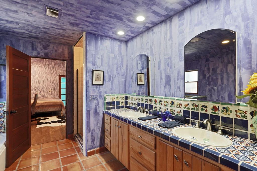 Image 35 of property listing at 115 S Avena Avenue, Lodi, CA 95240