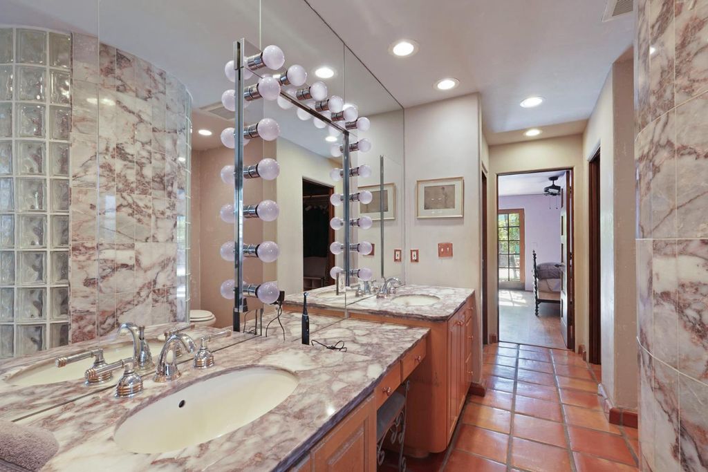 Image 45 of property listing at 115 S Avena Avenue, Lodi, CA 95240