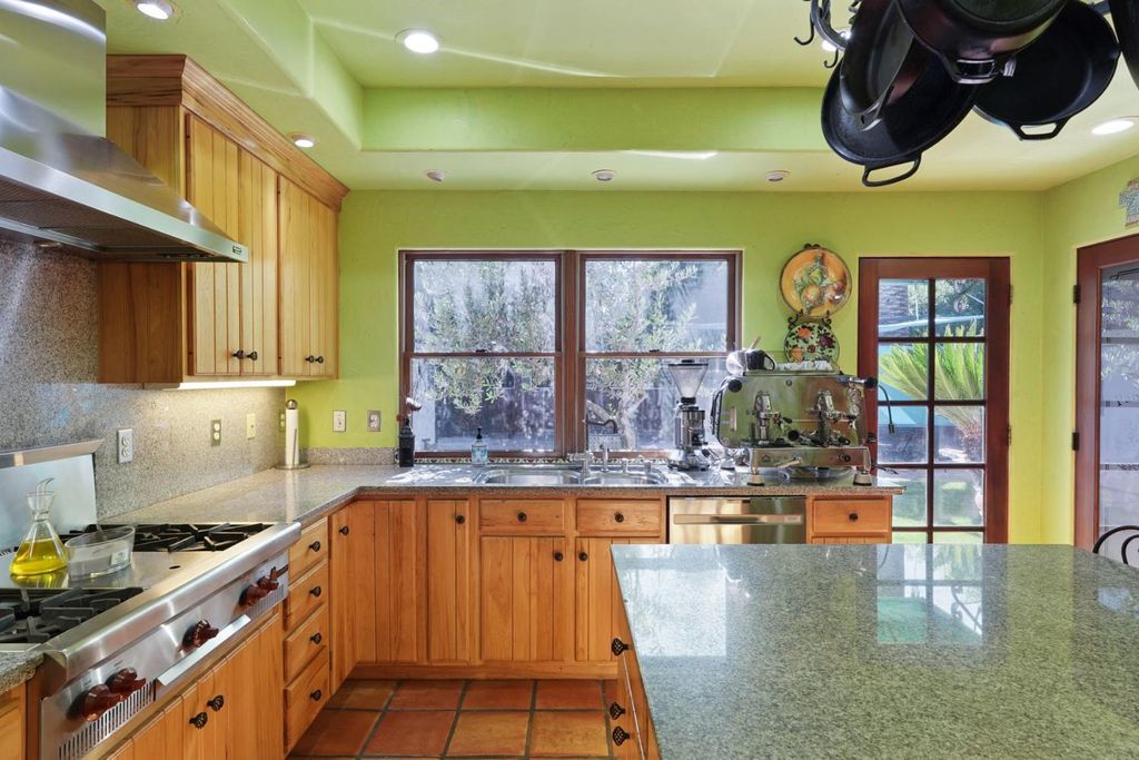 Image 52 of property listing at 115 S Avena Avenue, Lodi, CA 95240