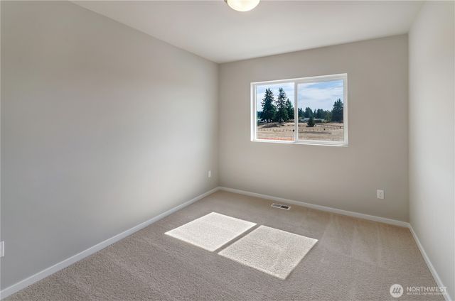 18207 37th Avenue E, Tacoma, WA 98446