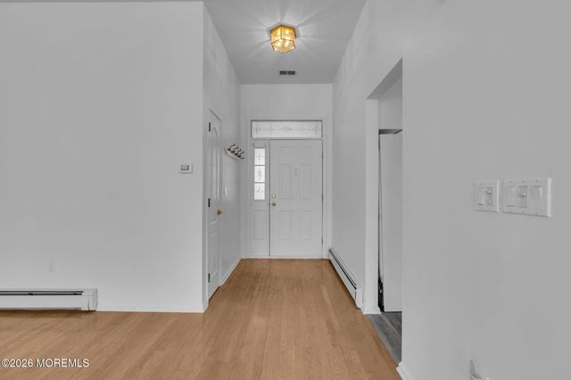 12 Bellflower Drive, Lakewood, NJ 08701