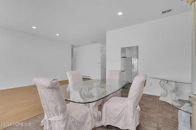 12 Bellflower Drive, Lakewood, NJ 08701