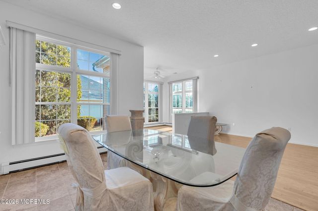 12 Bellflower Drive, Lakewood, NJ 08701